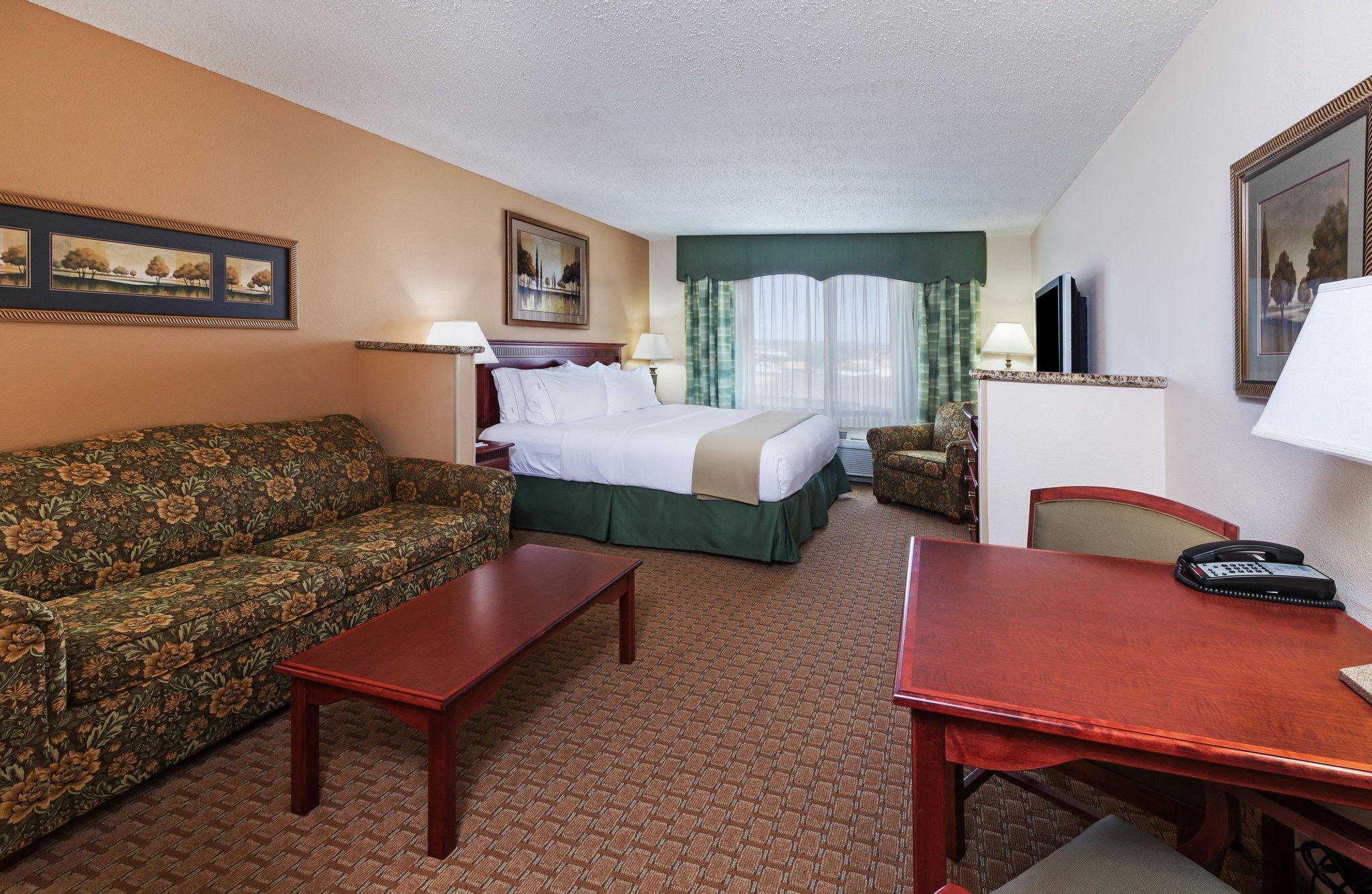 Holiday Inn Express & Suites Selma By Ihg Eksteriør bilde