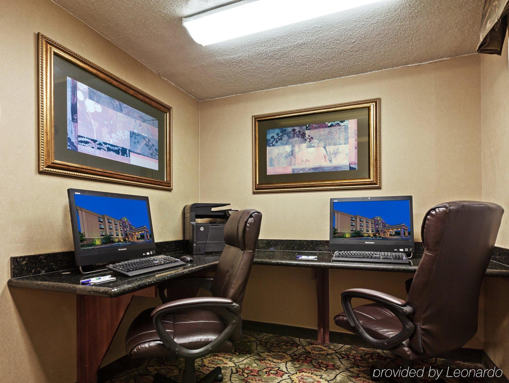 Holiday Inn Express & Suites Selma By Ihg Eksteriør bilde