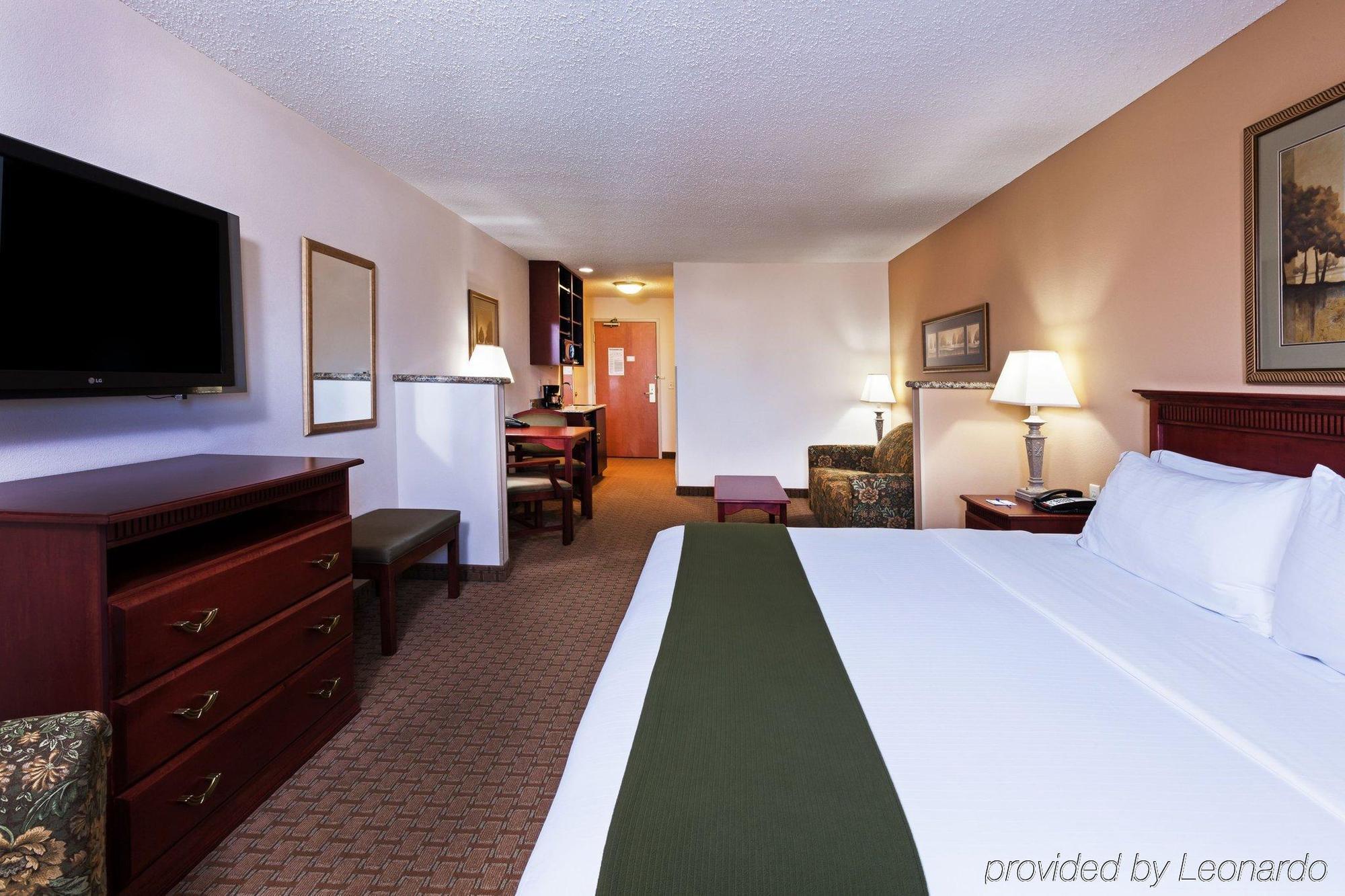 Holiday Inn Express & Suites Selma By Ihg Eksteriør bilde