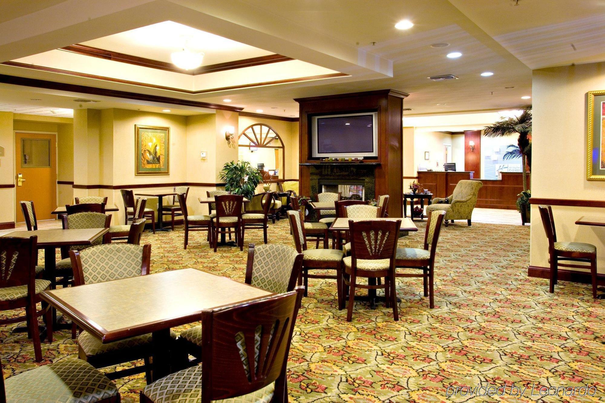 Holiday Inn Express & Suites Selma By Ihg Eksteriør bilde