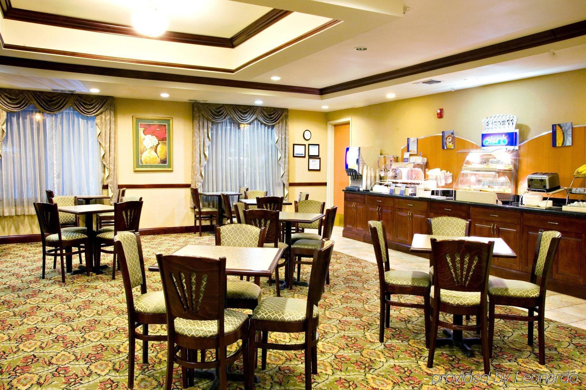 Holiday Inn Express & Suites Selma By Ihg Eksteriør bilde